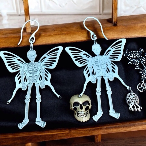 🆕 Skeleton with Butterfly Wings Laser Etched Earrings Stainless Steel - Picture 1 of 3
